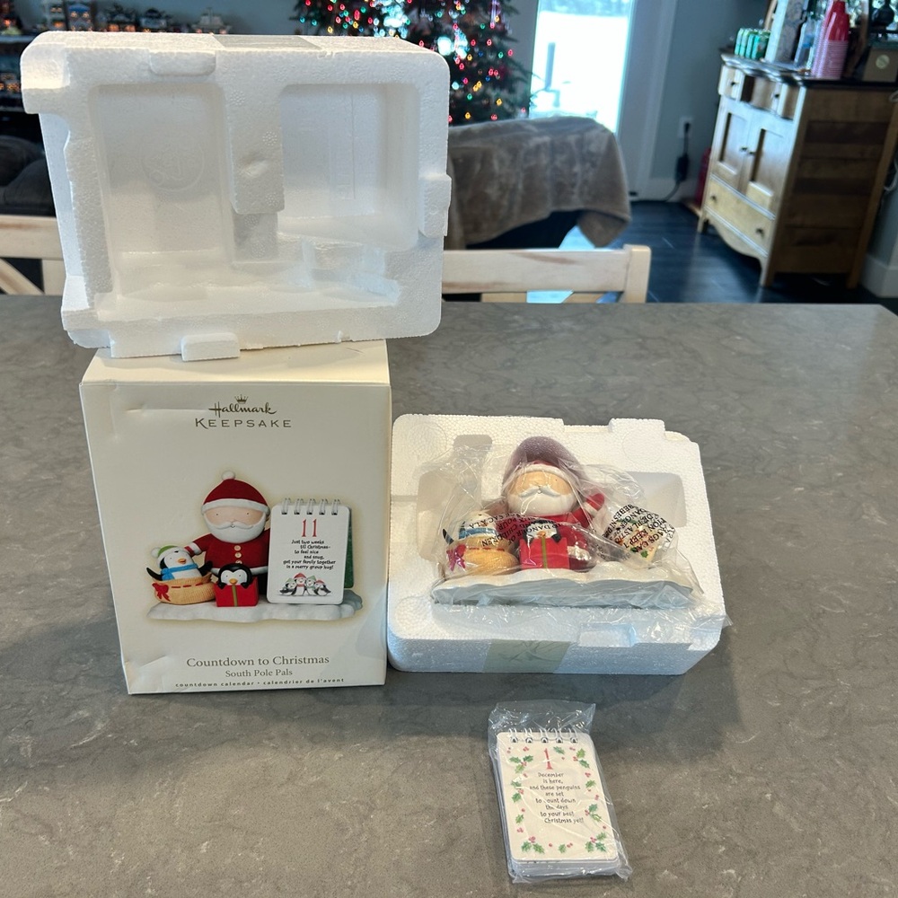 Hallmark Keepsake Countdown to Christmas South Pole Pals Countdown Calendar 2007